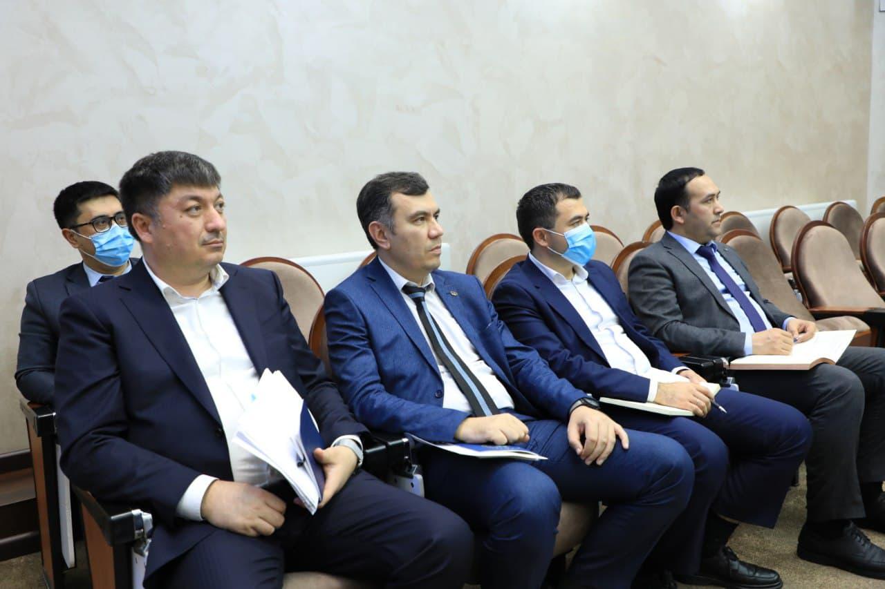 Uy qurilishi jinsiy aloqa video onlayn Hardcore lezbiyenler, belbogli